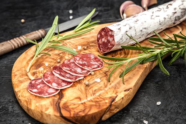 L&rsquo;intérêt d&rsquo;avoir une guillotine à saucisson